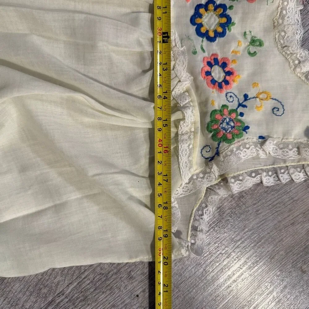 Vintage GayMode Penny’s Yellow Floral Embroidered Mini Dress Nightgown Slip Medi - Picture 6 of 7